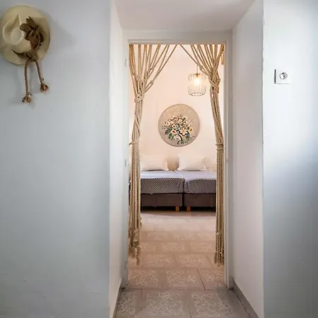 Giorgantis House & בית נופש Triovasálos