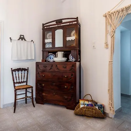 Giorgantis House & Дом отдыха *