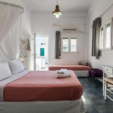 Giorgantis House & בית נופש